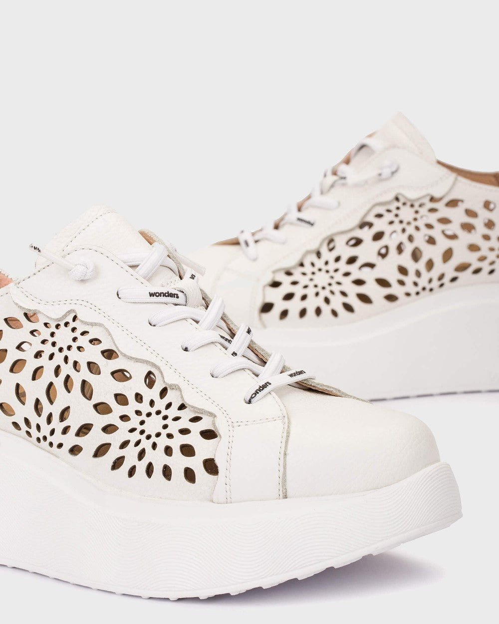 Wonders A-3641 White Trainer With Chunky Sole And Flower Detail